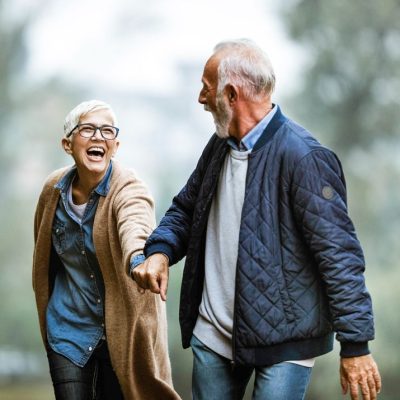 couple de personnes âgées